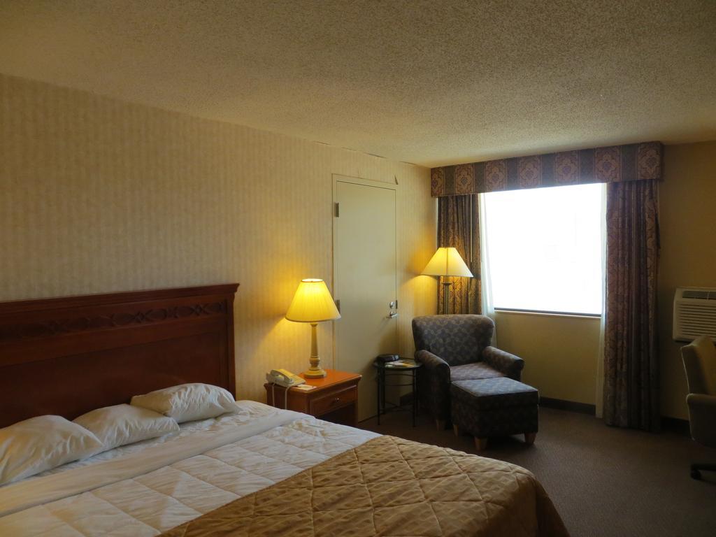 Gateway Hotel Dallas Park Central חדר תמונה