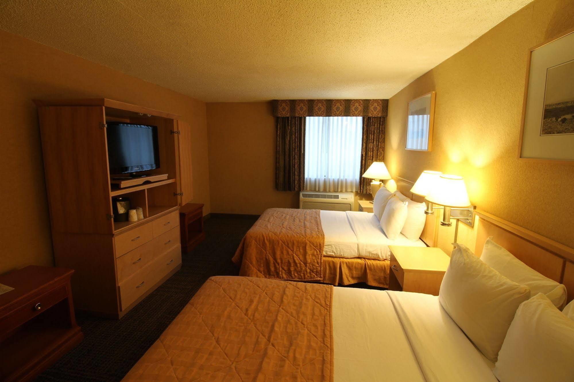 Gateway Hotel Dallas Park Central מראה חיצוני תמונה